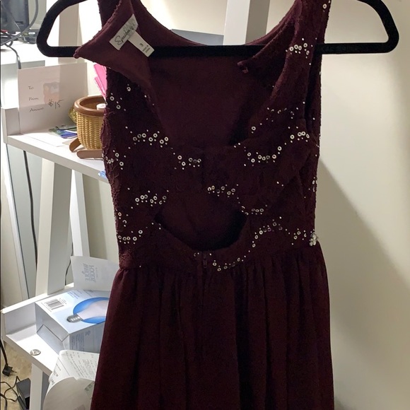 Maroon dress with silver sequence size XS/small - Picture 3 of 3